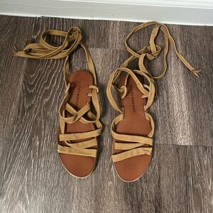 Lucky Brand Lace-Up leather sandals size 6